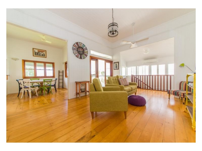 25 Lennox Street, The Range QLD 4700
